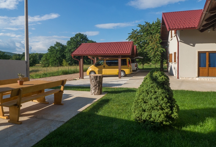 Exclusive Villas Joja - Joja House - Exterior - Parking